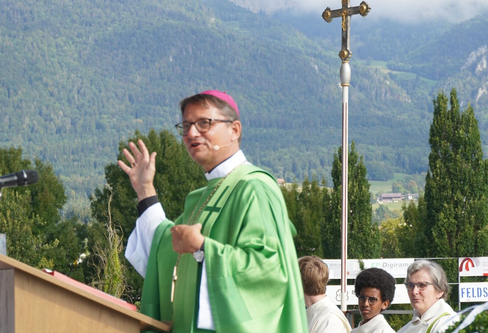 Bischof Felix vor der Wandflue