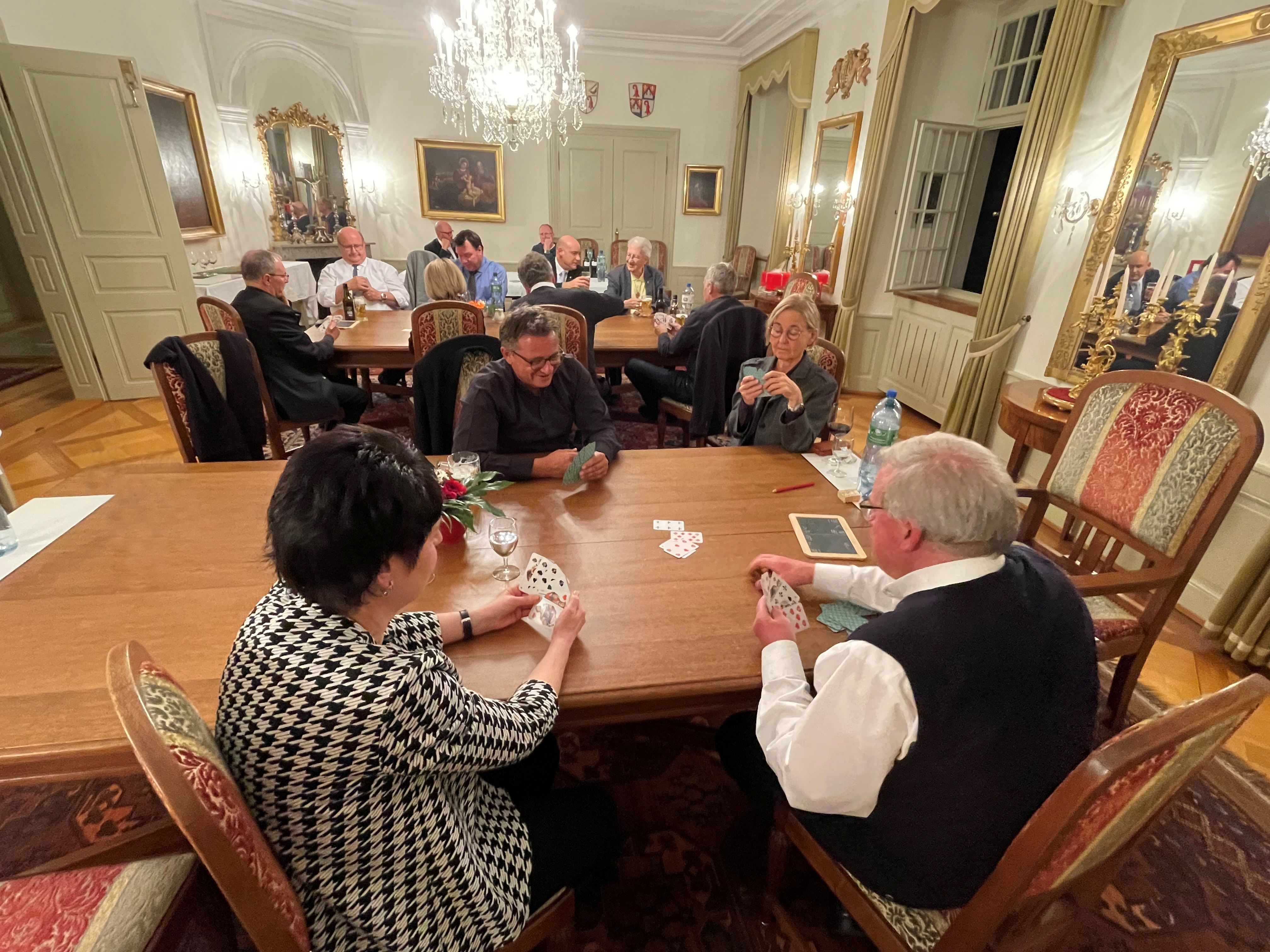 Kirche und Staat im kollegialen Wettstreit – Bischofsjass in Solothurn