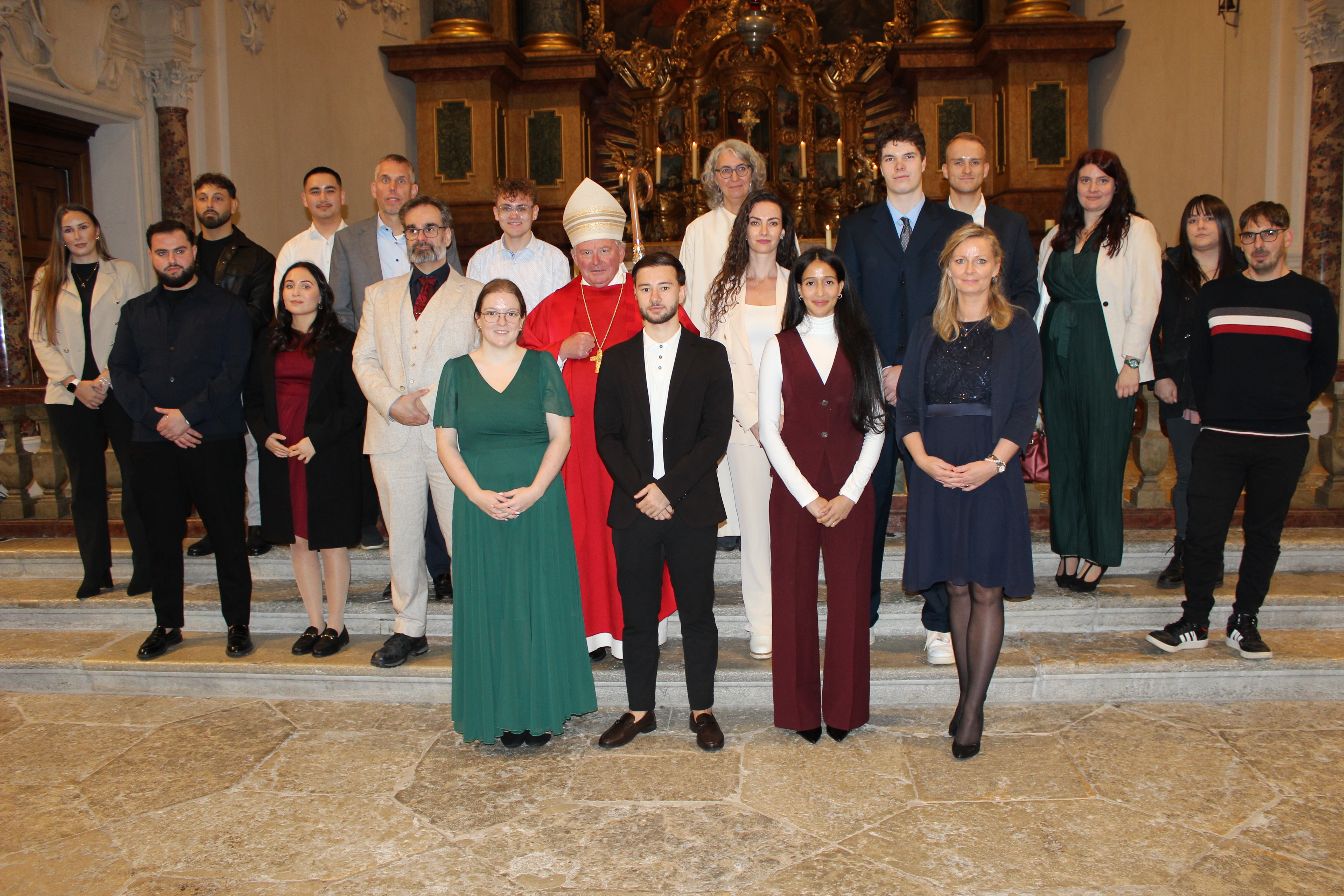 Erwachsenenfirmung in der Jesuitenkirche in Solothurn