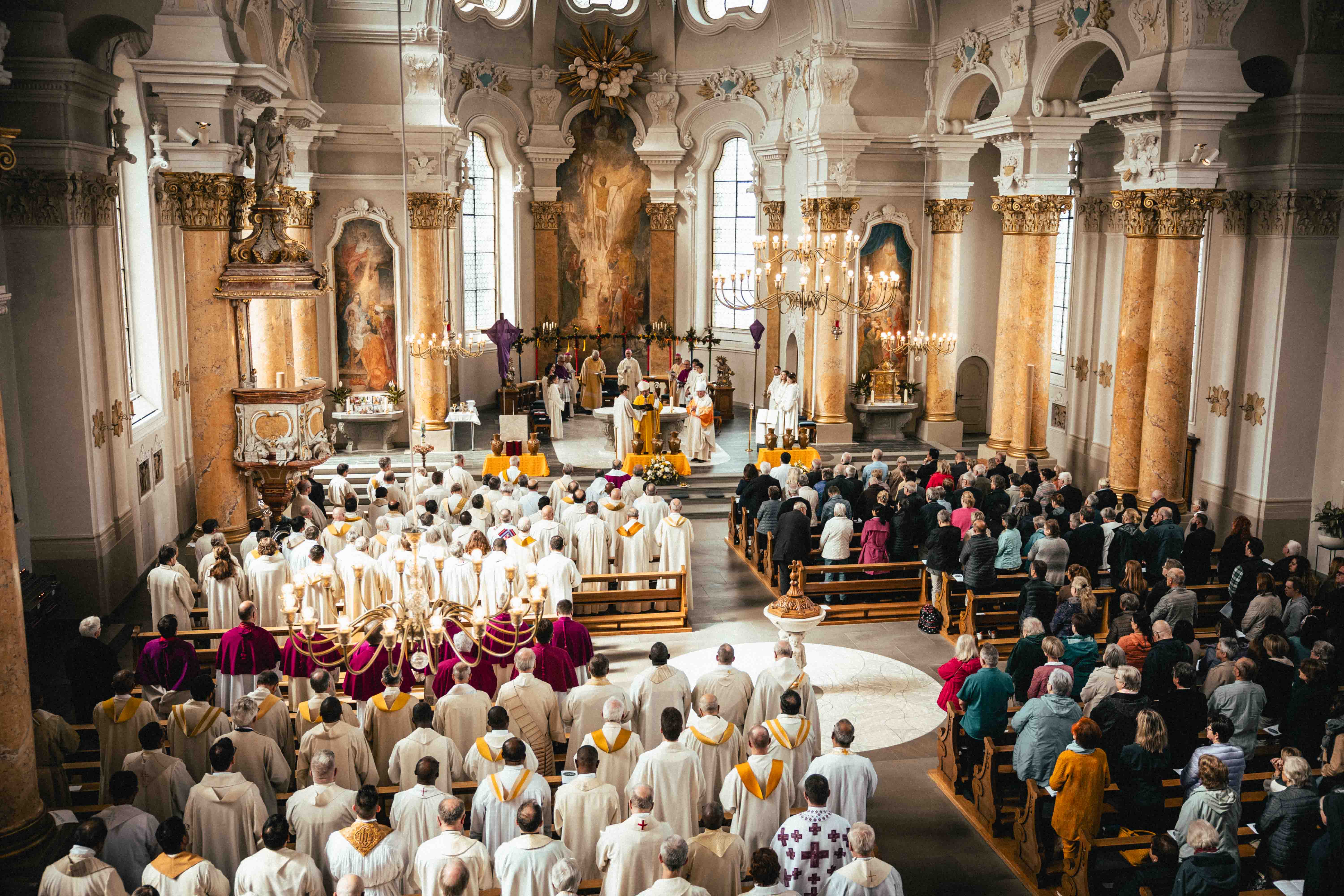 Die voll besetzte Stadtkirche Frauenfeld TG